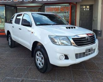 Toyota Hilux Usada en Mendoza Financiado