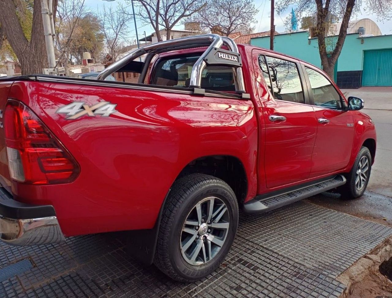 Toyota Hilux Usada en Mendoza, deRuedas