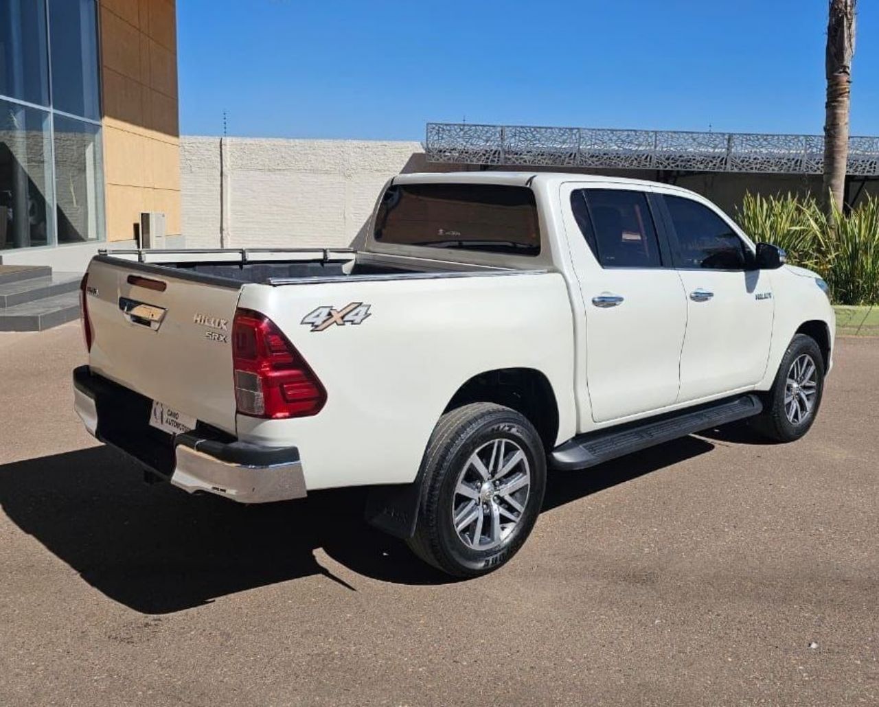 Toyota Hilux Usada Financiado en Mendoza, deRuedas