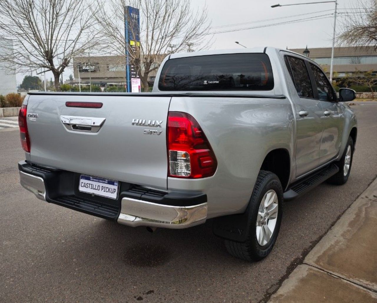 Toyota Hilux Usada Financiado en Mendoza, deRuedas