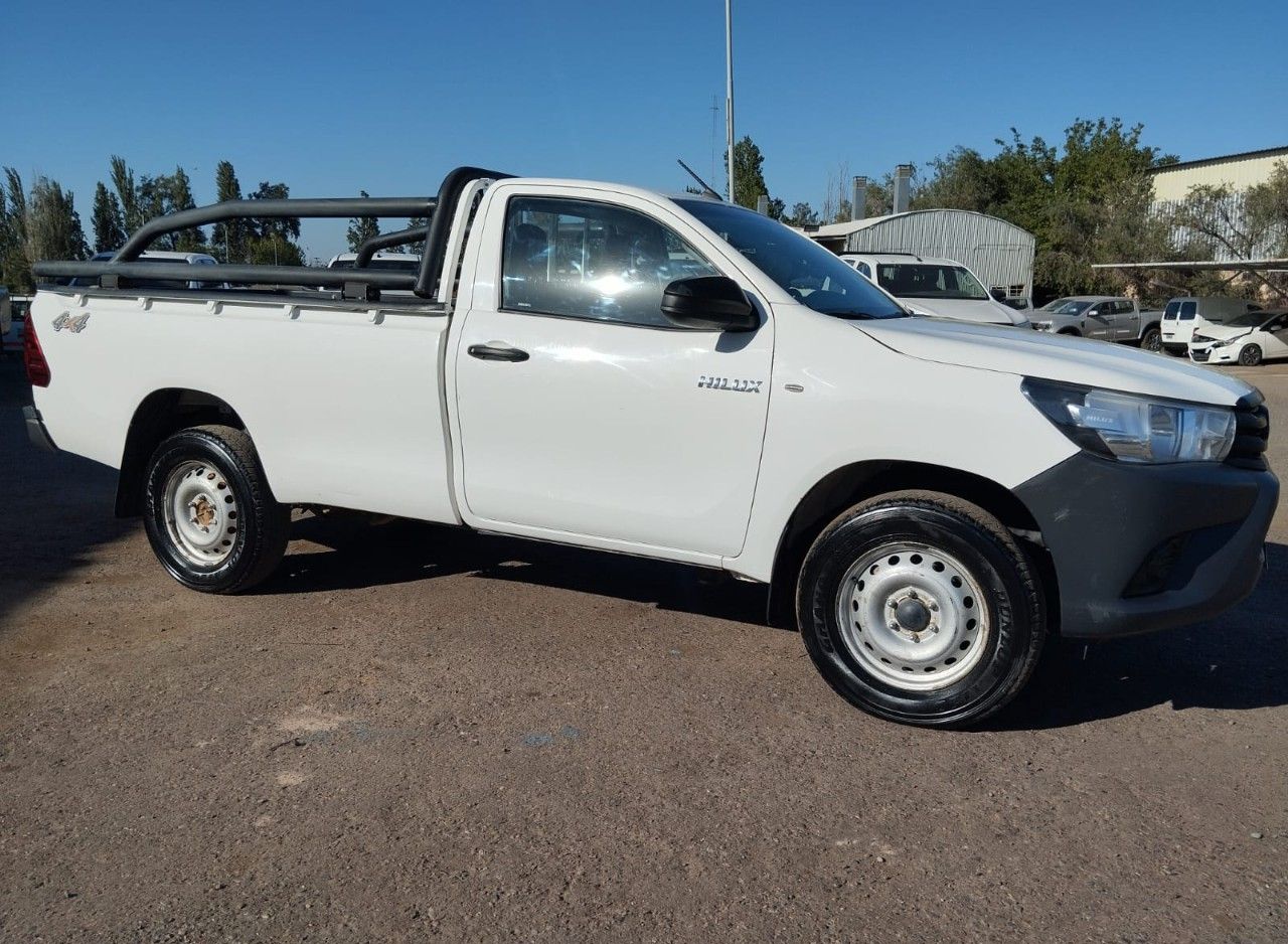 Toyota Hilux Usada en Mendoza, deRuedas