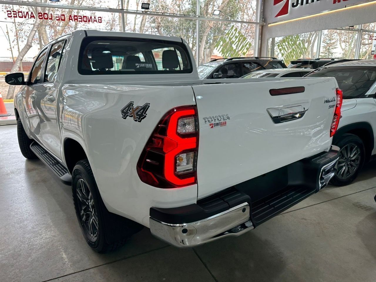 Toyota Hilux Nueva en Mendoza, deRuedas