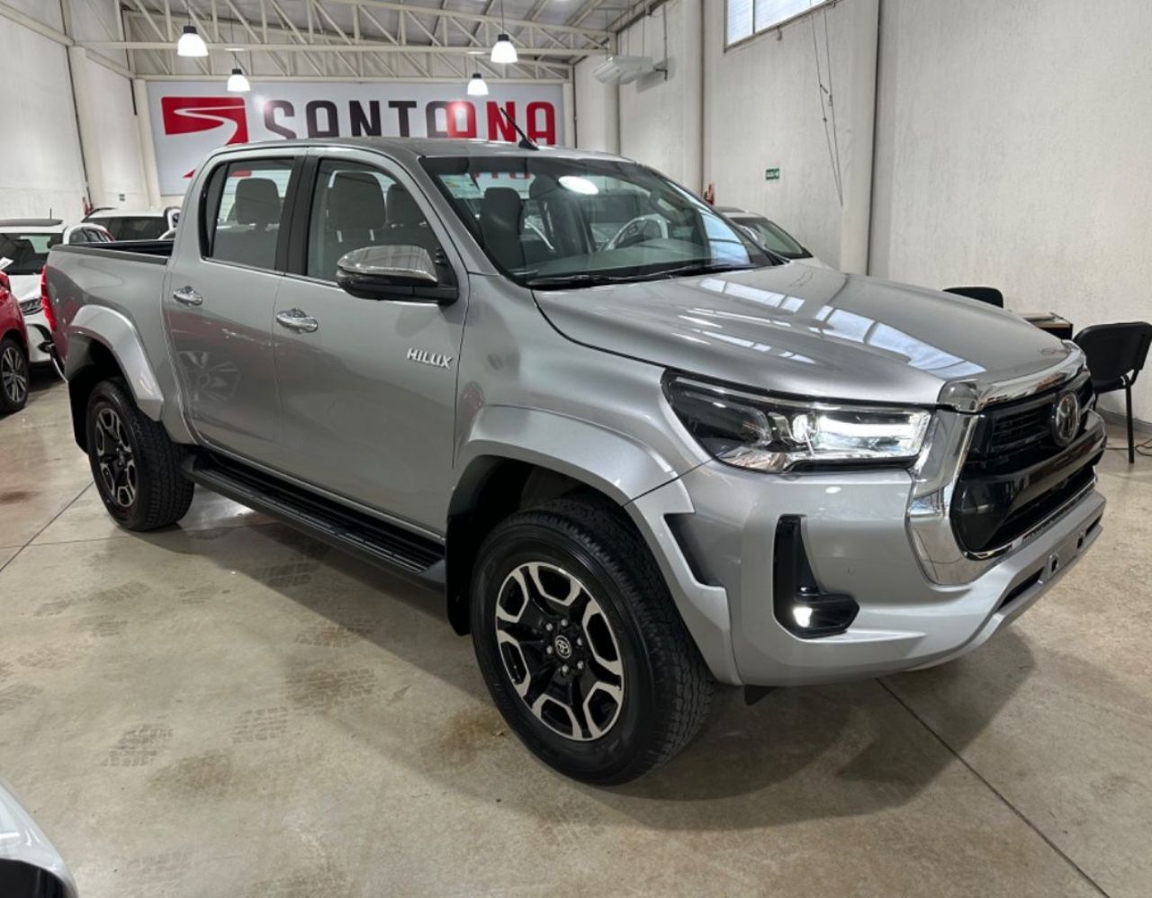 Toyota Hilux Nueva en Mendoza, deRuedas