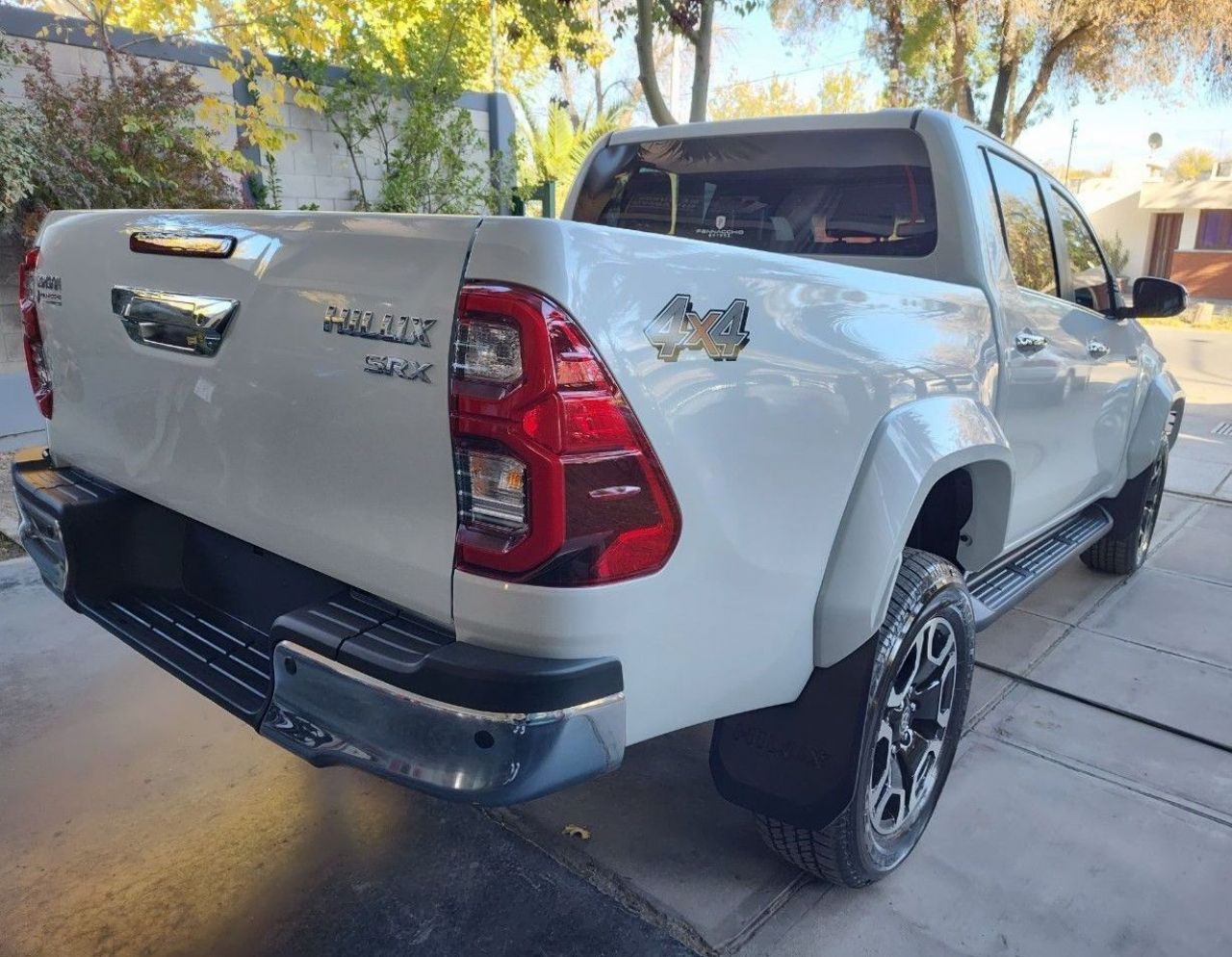 Toyota Hilux Nueva en Mendoza, deRuedas