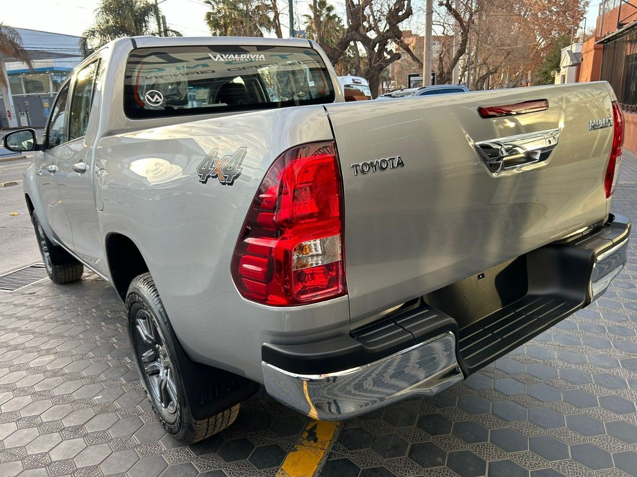 Toyota Hilux Nueva en Mendoza, deRuedas