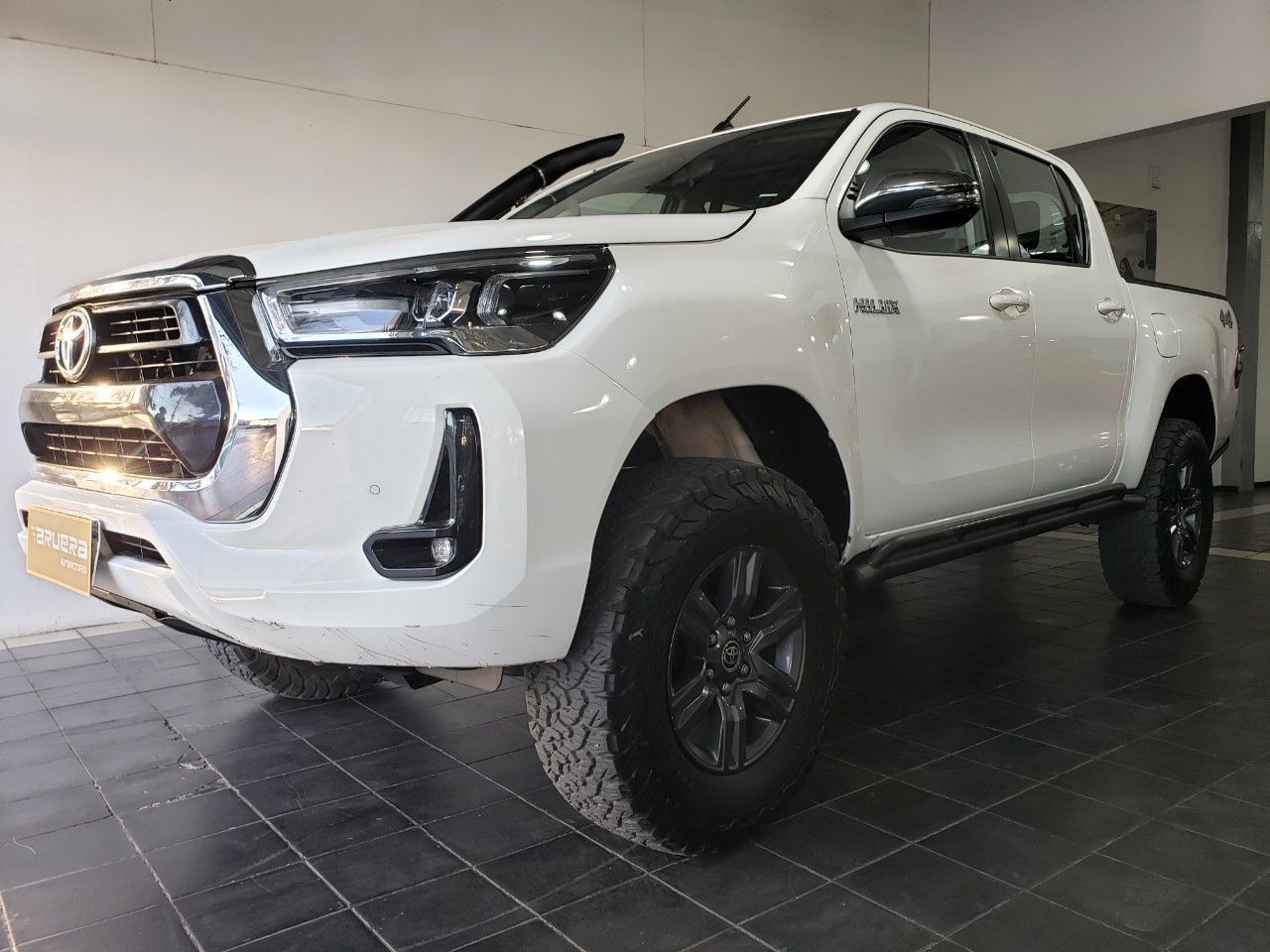 Toyota Hilux Usada Financiado en Mendoza, deRuedas