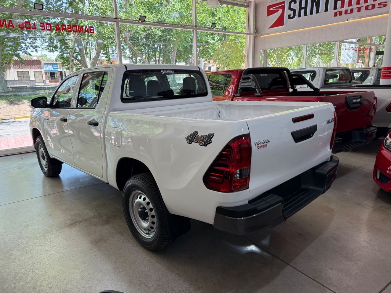 Toyota Hilux Nueva Financiado en Mendoza, deRuedas