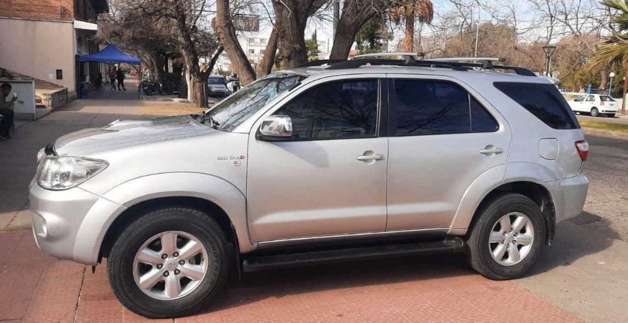 Toyota Hilux SW4 Usado en Mendoza, deRuedas