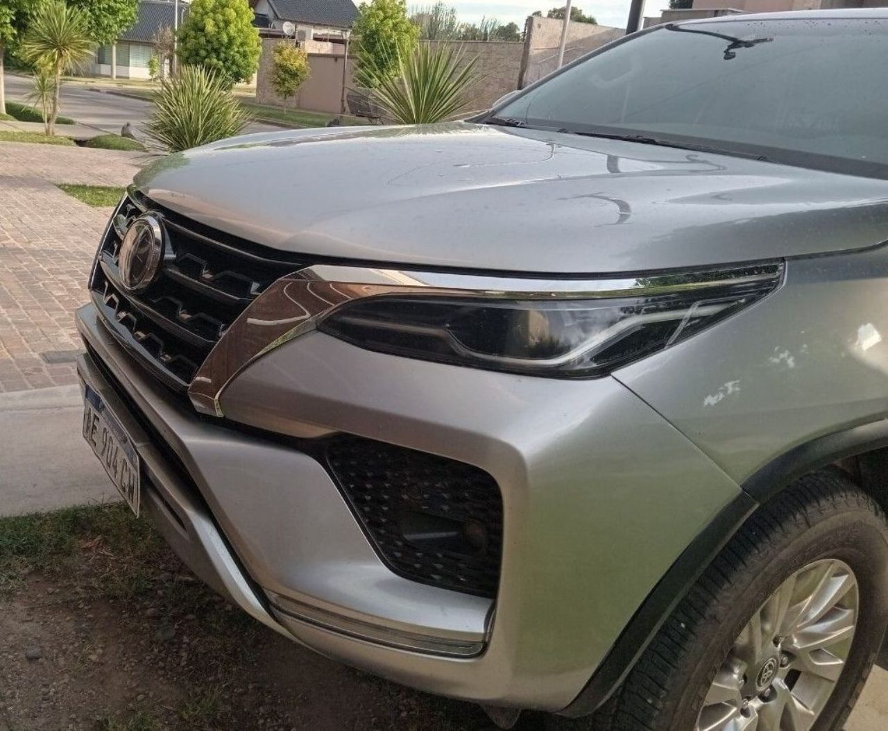 Toyota Hilux SW4 Usado en Mendoza, deRuedas