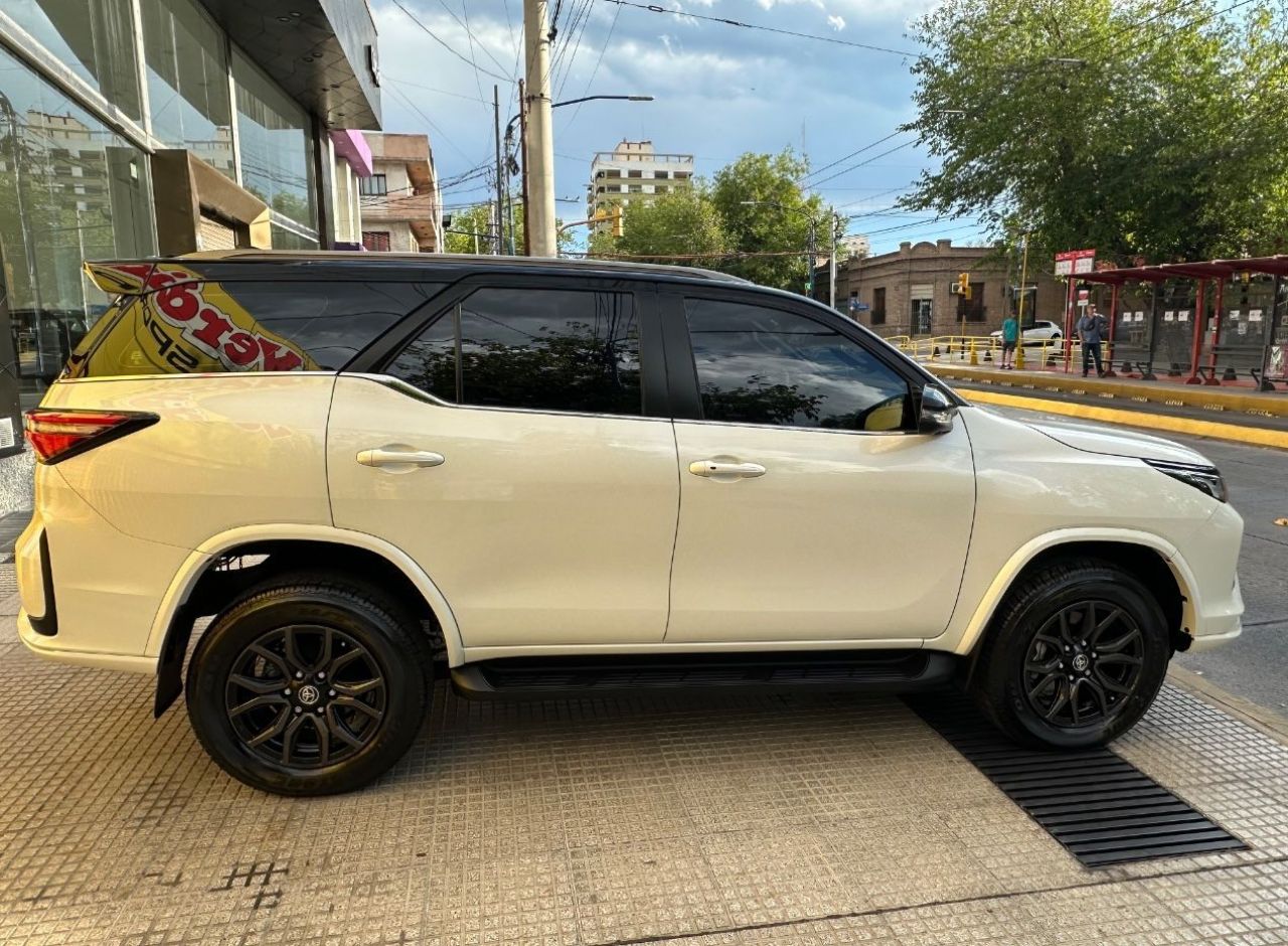 Toyota Hilux SW4 Usado en Mendoza, deRuedas