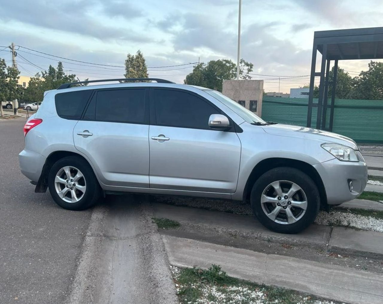 Toyota RAV4 Usado en Mendoza, deRuedas