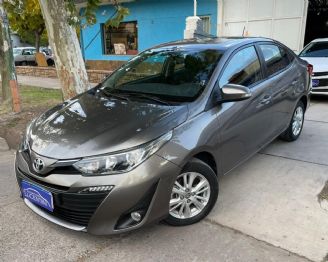 Toyota Yaris Usado en Mendoza Financiado
