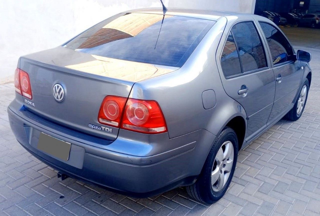 Volkswagen Bora Usado en Córdoba, deRuedas