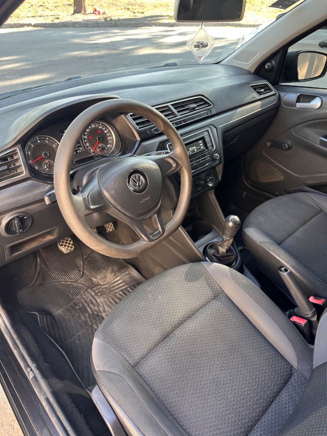 Volkswagen Gol Trend Usado Financiado en Mendoza, deRuedas