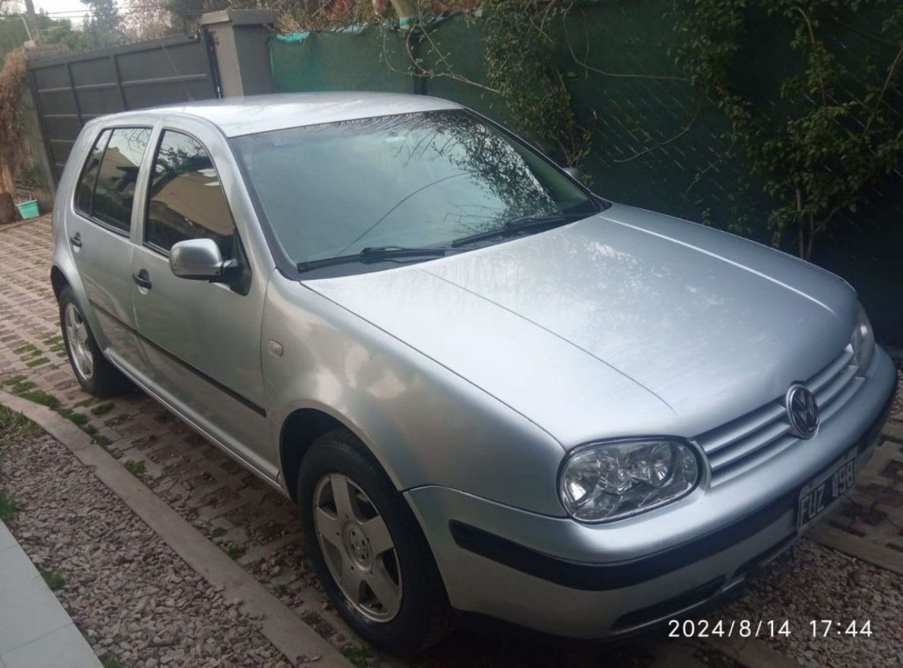 Volkswagen Golf Usado en Buenos Aires, deRuedas