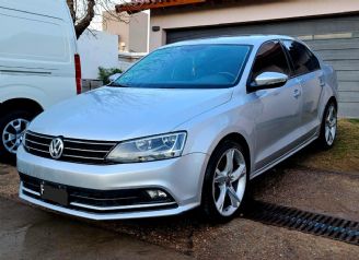 Volkswagen Vento Usado en Mendoza Financiado