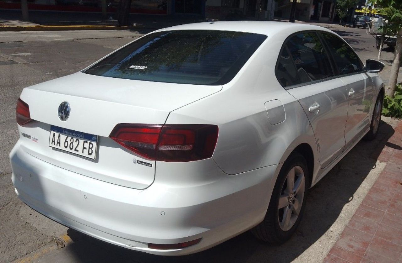 Volkswagen Vento Usado en Mendoza, deRuedas