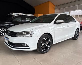 Volkswagen Vento Usado en Mendoza Financiado